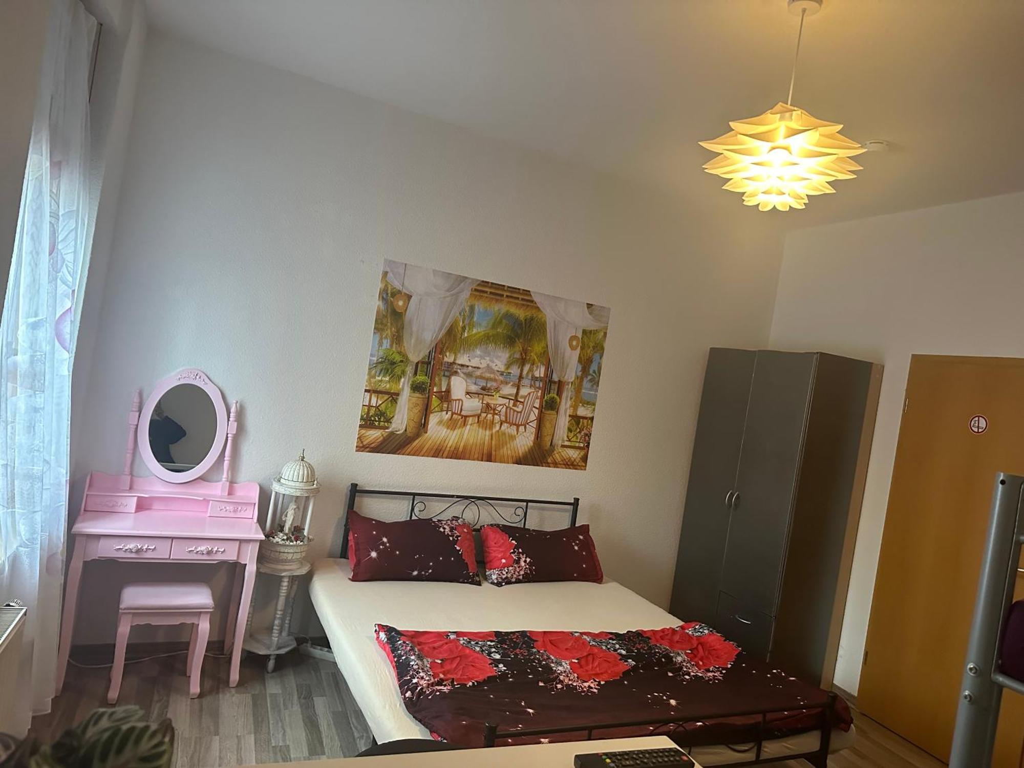 Ferienzimmer Healing Und Montuerwohnung Вайсенфельс Екстер'єр фото