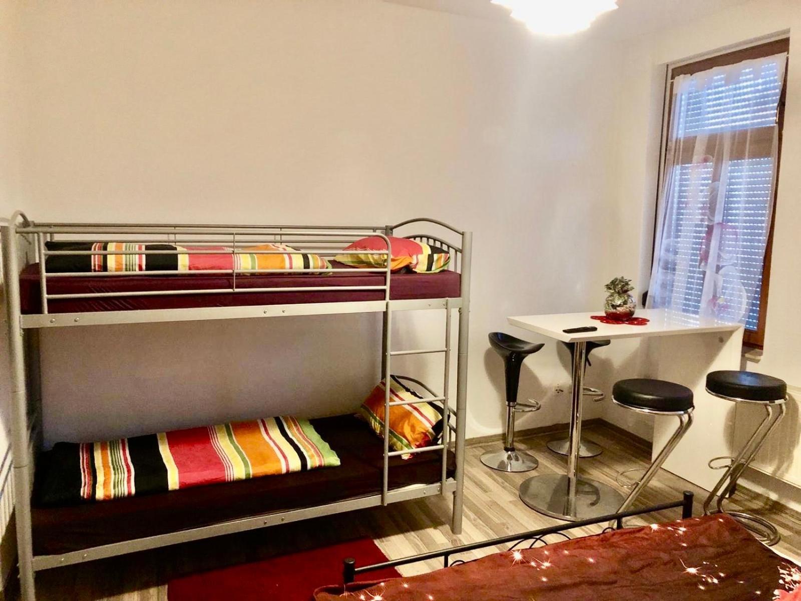 Ferienzimmer Healing Und Montuerwohnung Вайсенфельс Екстер'єр фото