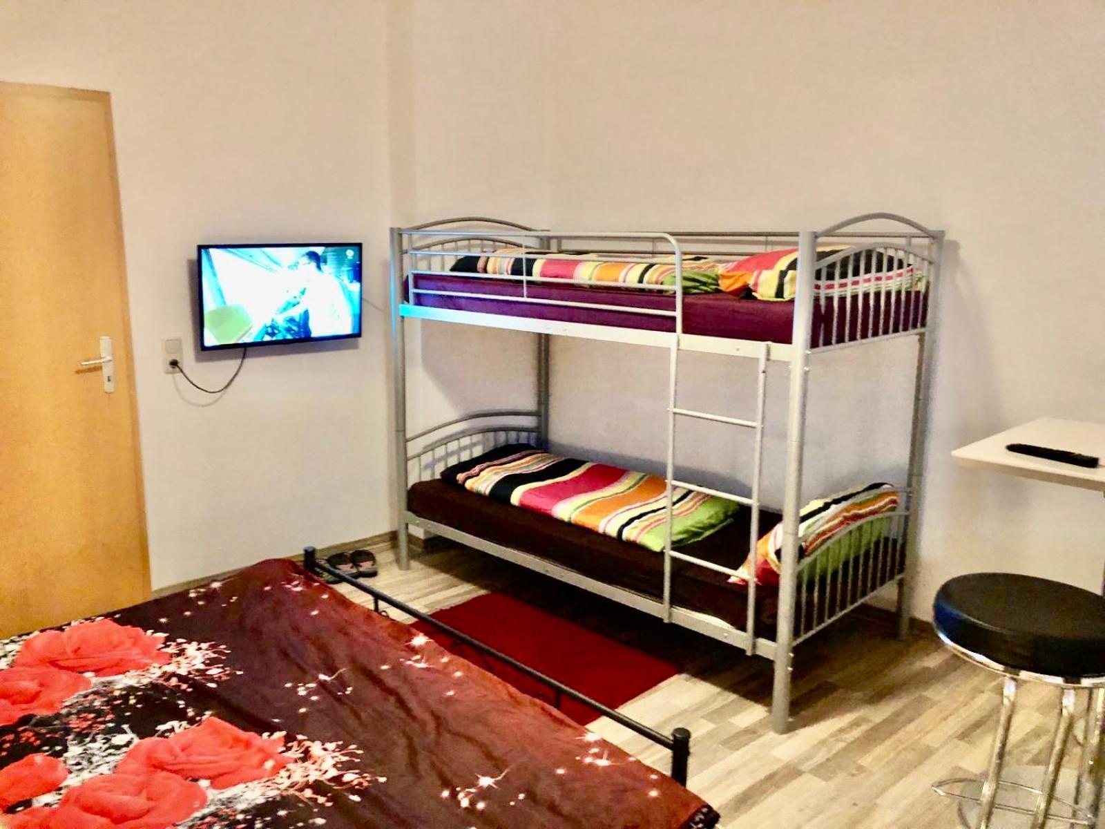 Ferienzimmer Healing Und Montuerwohnung Вайсенфельс Екстер'єр фото